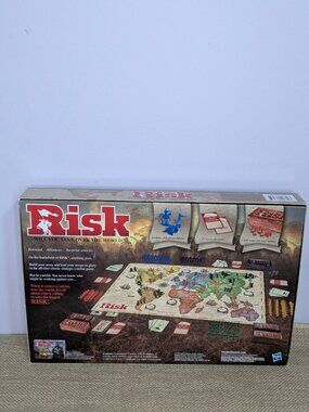 Risk The Game of Strategic Conquest Board Game 2015 Complete Hasbro Strategy Fun